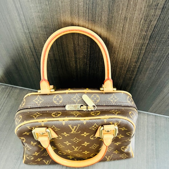 Louis Vuitton Manhattan PM handbag - Picture 16 of 16